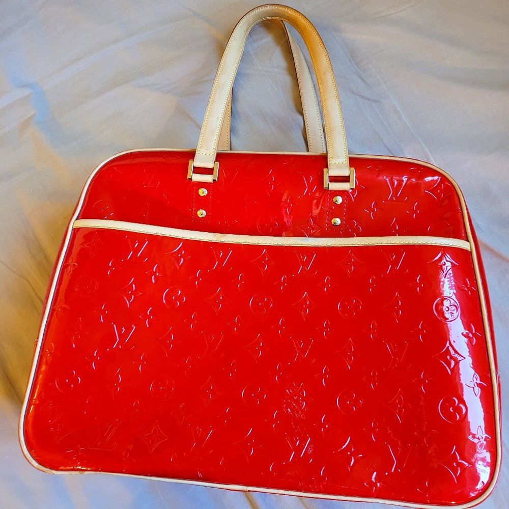 Louis Vuitton Monogram Vernis Sutton Shoulder Bag M91080 Rouge (Red) Authentic